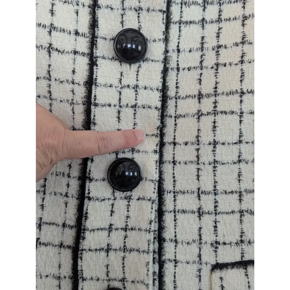Kasper Tweed Plaid Jacket Blazer 6 Ivory Black Trim Collarless Chanel Style